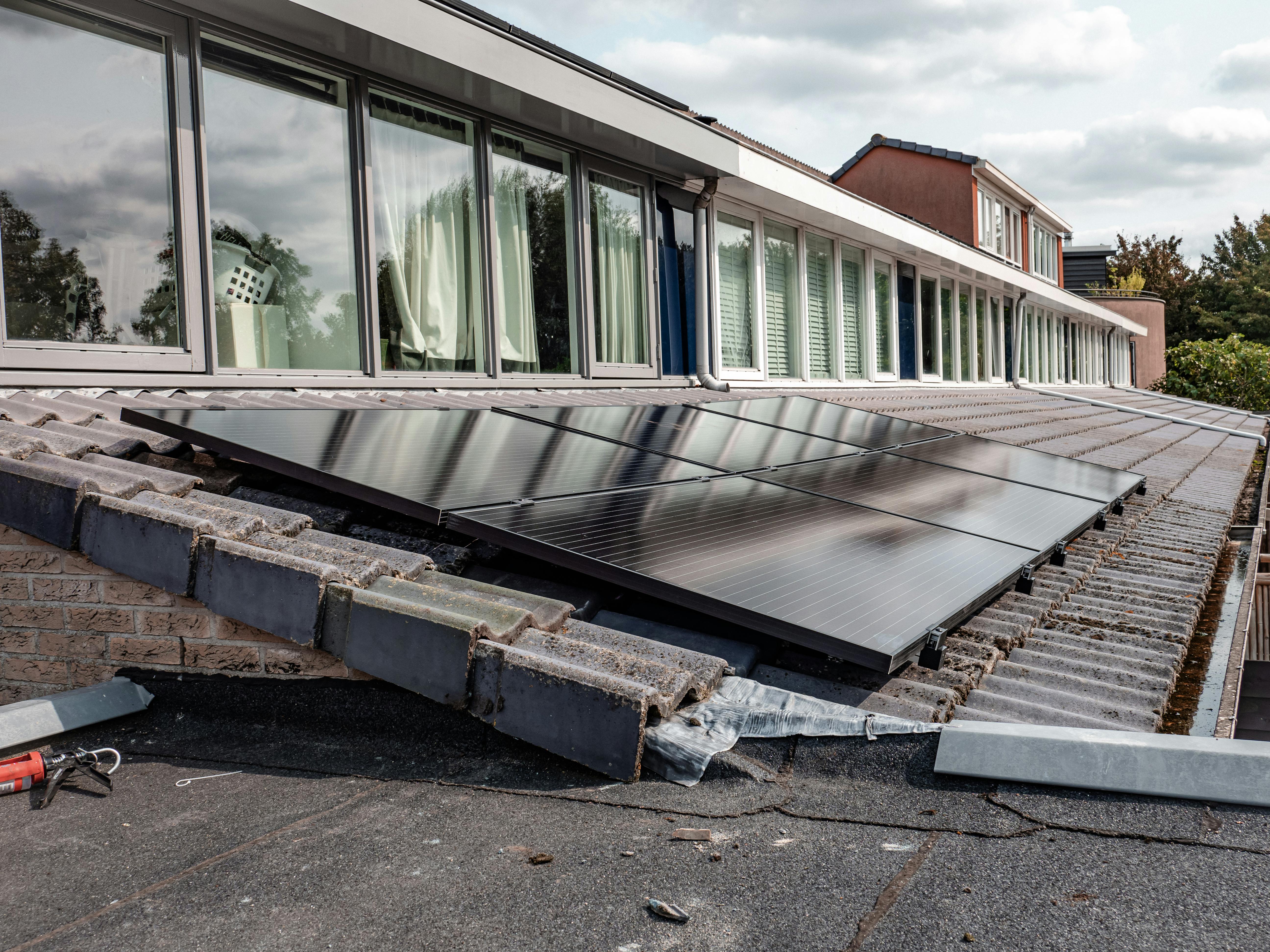 Roof tile replacement